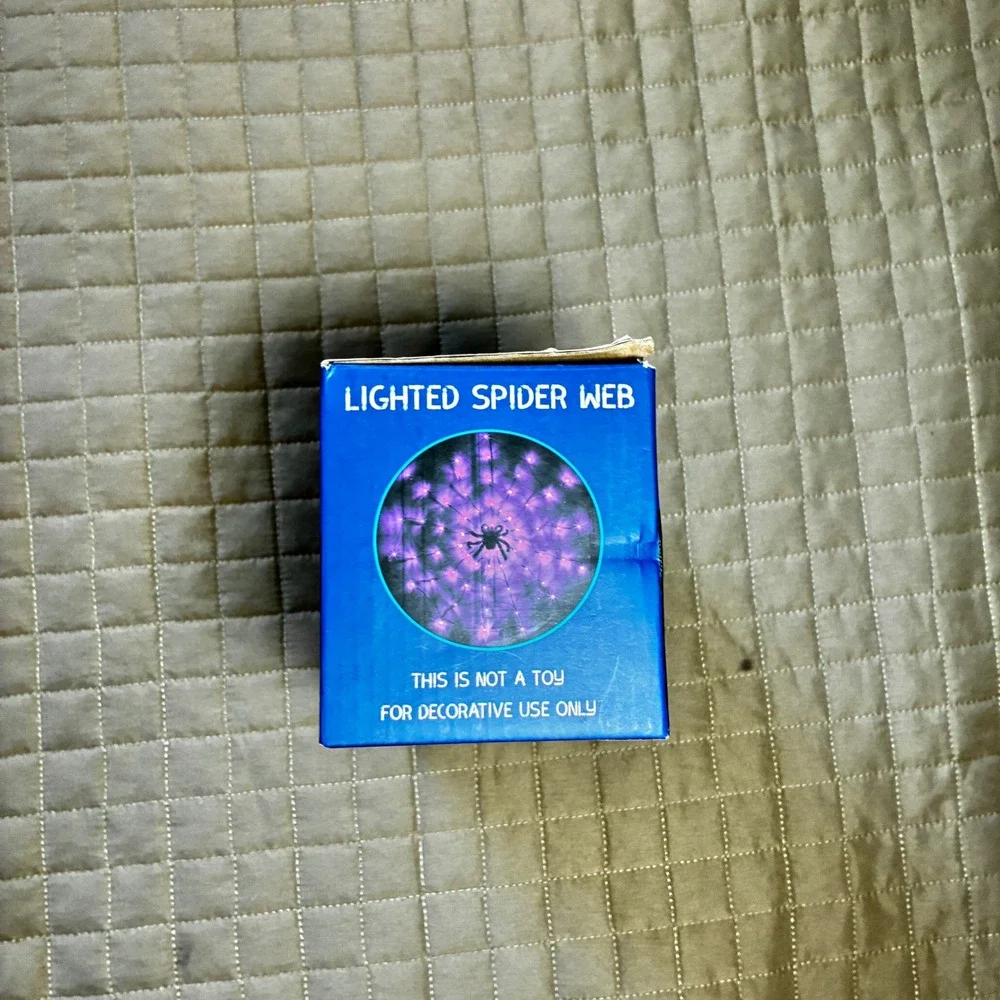 FUNPENY Lighted‎ Spider Web Purple LED Halloween Decoration Spooky Prop